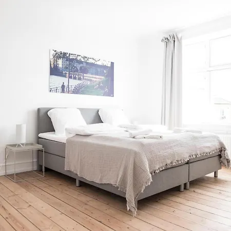 Beautiful 2-br W A Balcony In Norrebro - 73 *