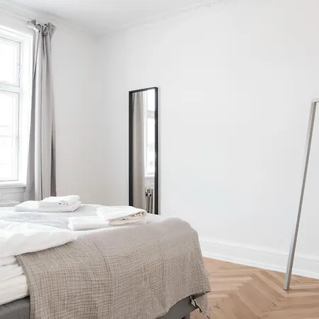 Apartamento Beautiful 2-br W A Balcony In Norrebro - 73